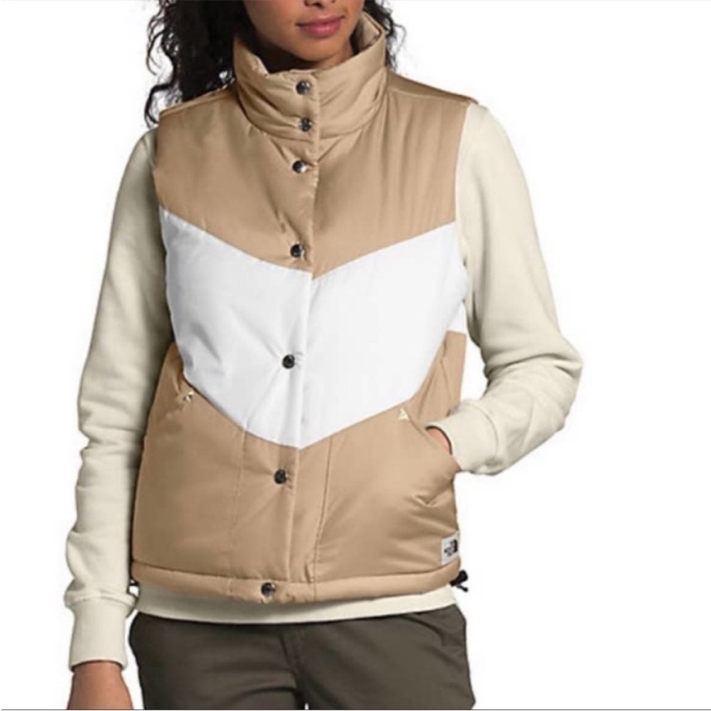 NWT The North Face Sylvester Vest Tan Cream S